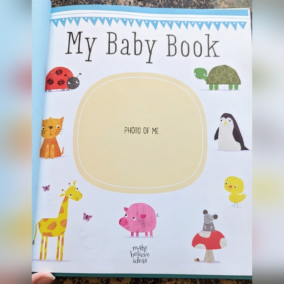Baby Record Book - Hardcover baby keepsake book - Picture 7 of 14